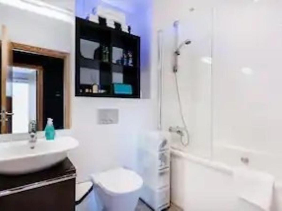 Appartamento Pass The Keys Boutique Flat Near Tower Bridge And Tube Londra